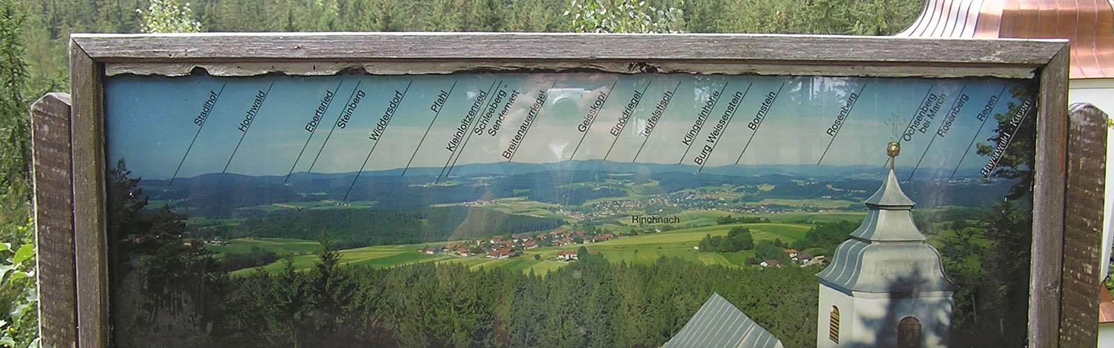 Herbstlandschaft bei Neuschoenau im Bayerischen Wald – Wanderurlaub im Nationalpark